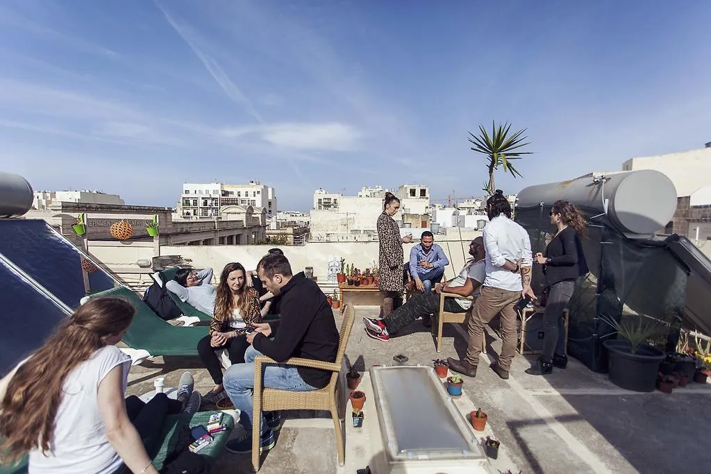 Granny'S Inn Hostel Sliema Malta